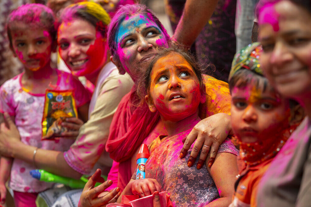 APTOPIX India Holi Festival